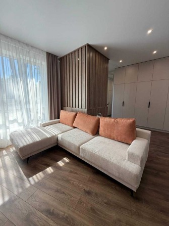 Продаж котеджу з сучасним дизайнерським ремонтом, Брюховичі - фото 1