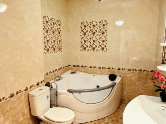 Продаж  затишного будинку -Сокільники біля Вікторіі Гарденс! Сокольники