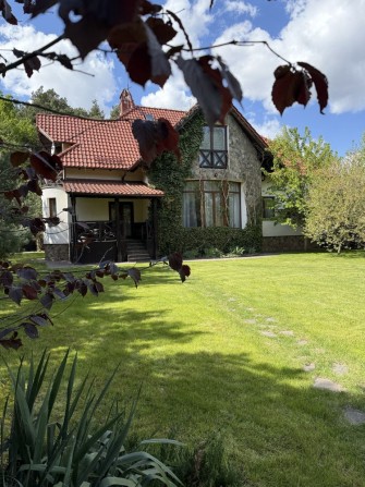 Окремий будинок Особняк Вілла - фото 1