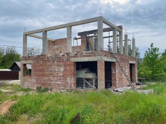 Продаж будинку з земельною ділянкою у с. Рудне Рудное