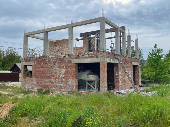 Продаж будинку з земельною ділянкою у с. Рудне - фото 1