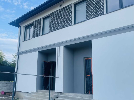 Пподаж котеджу спарки в красивій локаціі Рудно Львів! Рудное