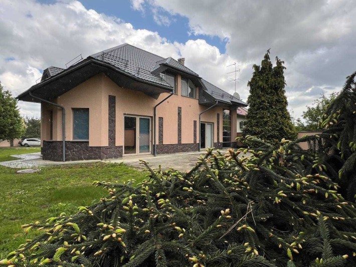 Продаж окремостоячого будинку в Солонці - фото 1