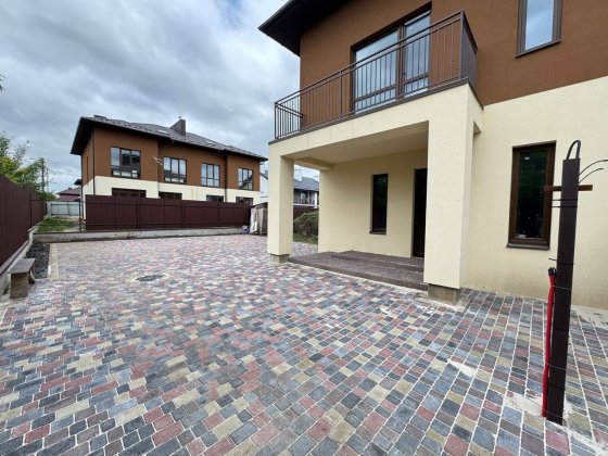 Продаж Дуплексу с. Солонка 3.5сот. землі