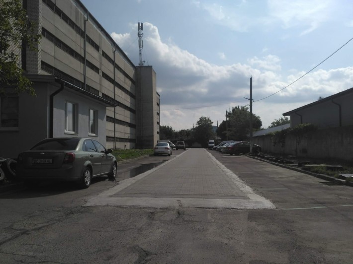 Оренда гаражу в кооперативі вул. Творча - фото 1