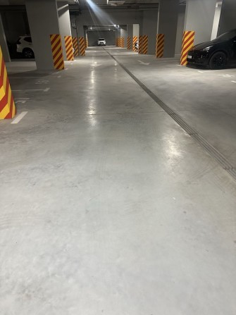 Новий Автограф здам паркомісце паркінг оренда Автограф - фото 1