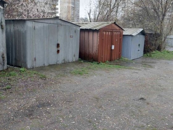 Здам гараж металевий Киев