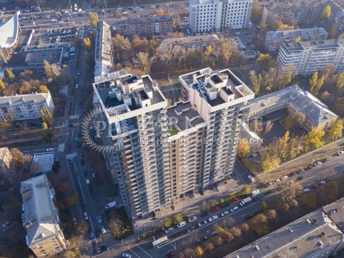 Здам в оренду паркінг на Маккейна 26. ЖК Річмонд - фото 1