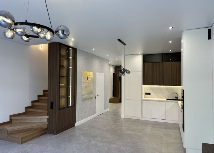 165 м² стильного життя - дизайнерський  luxury таунхаус! - фото 1