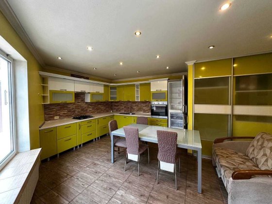 Продаж мебльованого двоповерхового будинку Буча120,5м2; 5,17сот ID:720 Буча