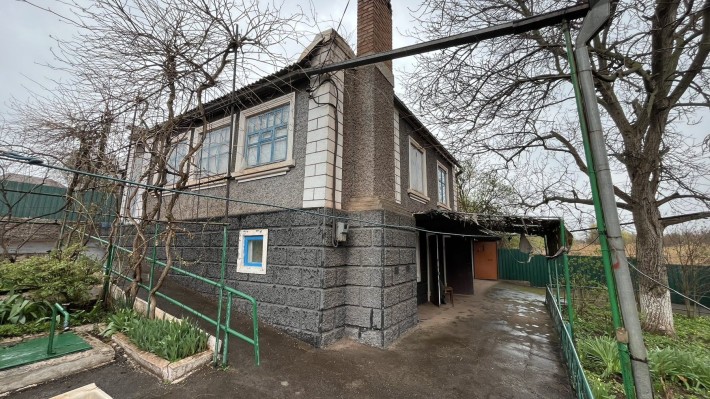 Продам будинок у Центрально-Міському районі Карнаватка - фото 1