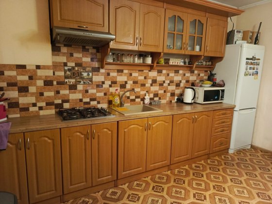 Продаж окремого будинку з великою земельною ділянкою Зимна Вода Зимняя Вода