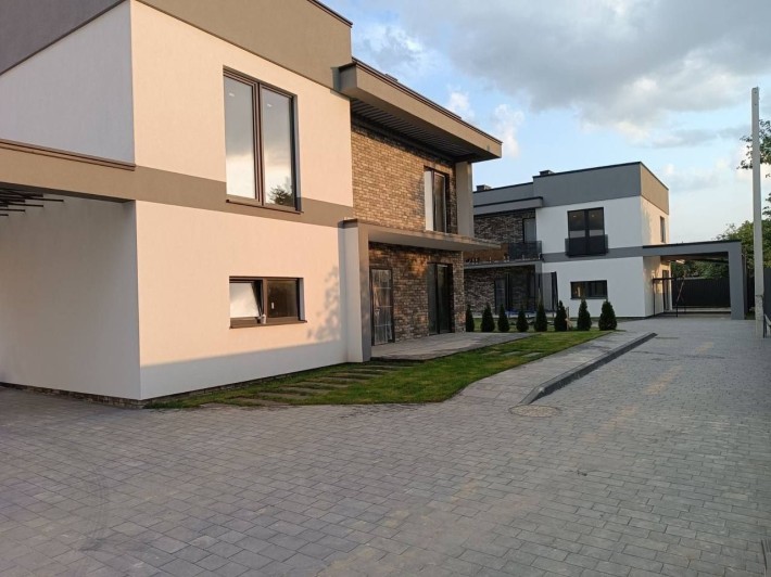 Продаж будинку в передмісті Львова.с.Зимна Вода. - фото 1