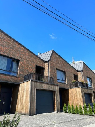 Продаж таунхаусу у Зубрі біля лісу - фото 1