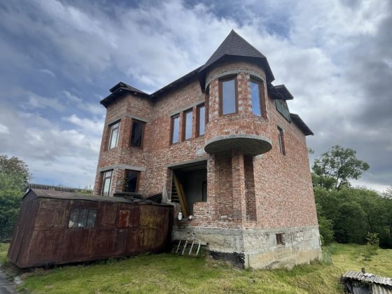 Продається сучасний комфортний житловий будинок в Моршин Моршин