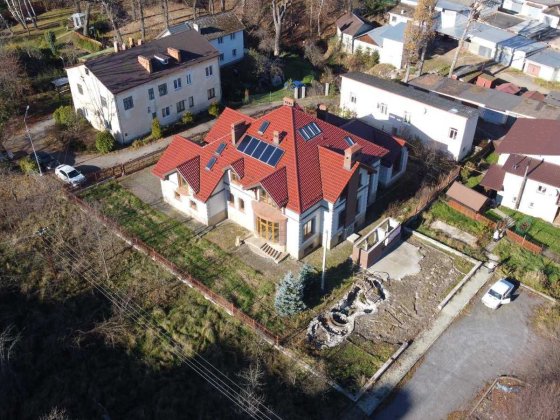 Терміново продається новозбудований будинок з ділянкою в 10 сот. Моршин