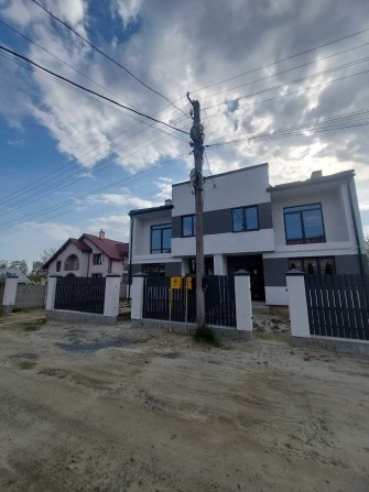 Продаж котеджу Зимна вода - фото 1