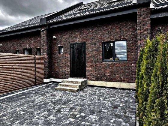 Унікальний таунхаус 90 м² із баварської кладки — Львів 3хв Малехов