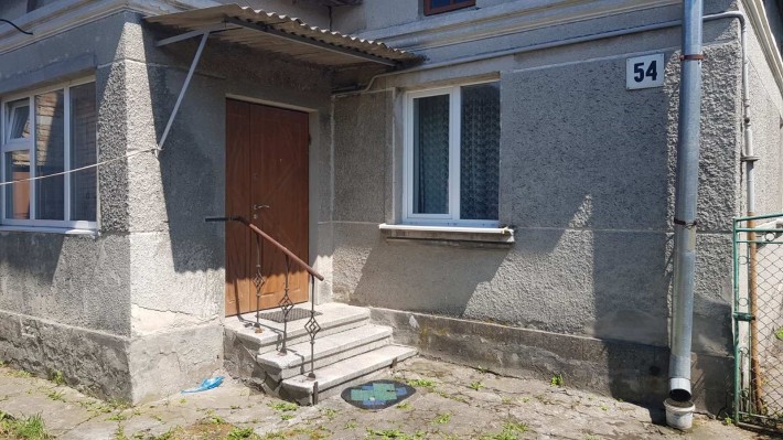 Продам будинок в Золочеві - фото 1
