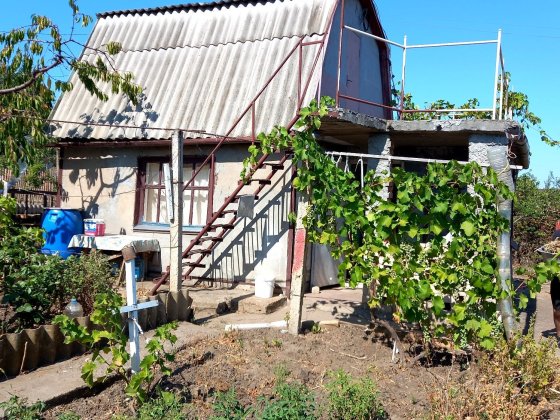 Дачна ділянка з будинком Сади 4 Садівництво Іскра 4 сотки Радсад