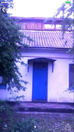 Будинок біля вишки - фото 1