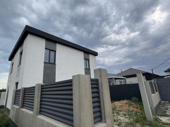 Просторный 2 этажный дом 135м2 в Червоном Хуторе (2 черноморка) Лиманка