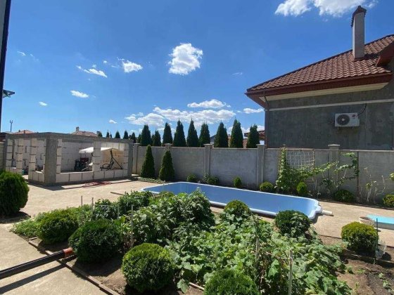 Продается дом в Дайберге, ремонт, бассейн Лиманка