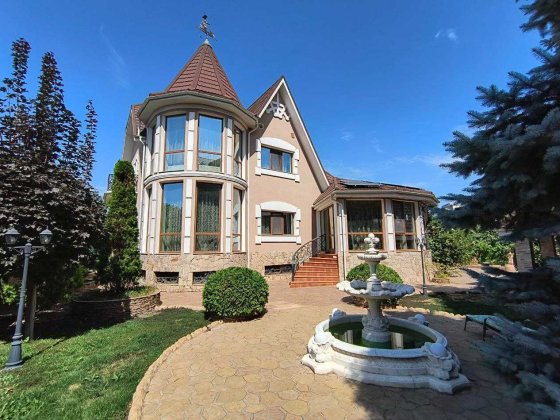 Фонтанка, Черноморська Рв'єра, продам  гарний та якісний    будинок!