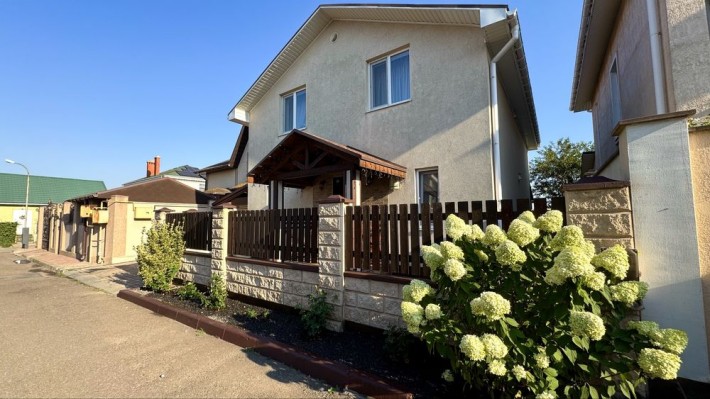 Продам дом в смт Авангард, ЖМ Добрый(закрытая территория) Одесса - фото 1