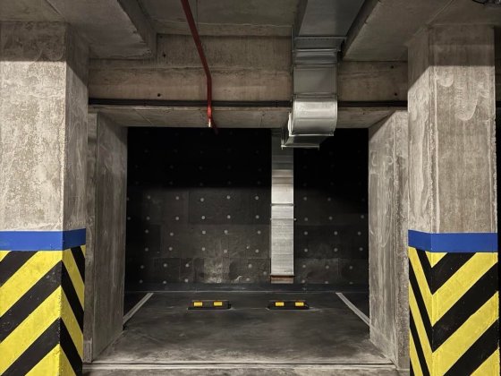 Підземний паркінг, місце. Паркові озера Киев