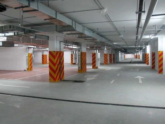 Сдам м/м в подземном паркинге в  ЖК Obolon Sky. Без комиссии. Киев