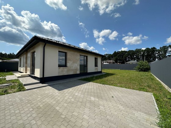 Одноповерховий будинок з частковим ремонтом у Бучі. СЕРТИФІКАТ Буча