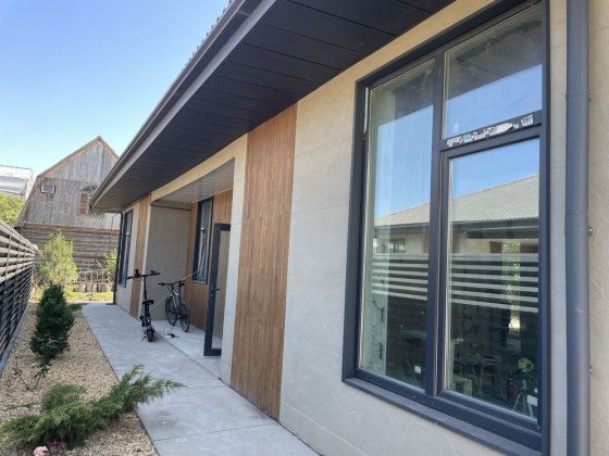 Новый современный дом в Авангарде Авангард