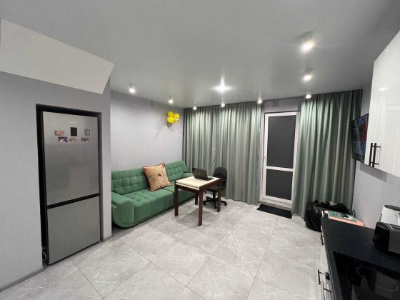 Продам 2-эт таунхаус с ремонтом и задним двором в Лиманке (Мизикевича) Лиманка