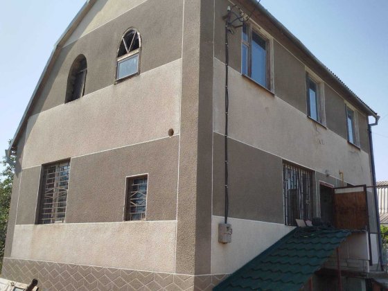 Продам 2х.этажный дом с газовым отоплением