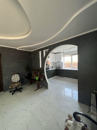 Продается дом в Великодалинское - фото 1