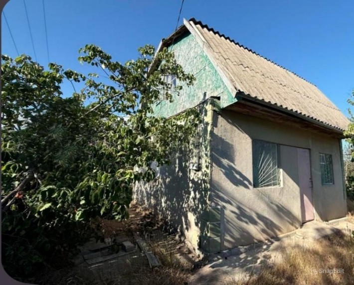 У продажу ділянка з садовим будиночком - фото 1