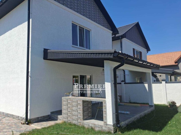 Продам будинок з ремонтом у Фонтанці - фото 1
