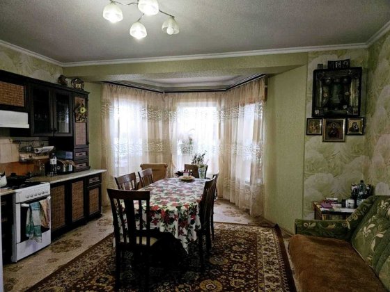 Продам дом в Великодолинском Великодолинське