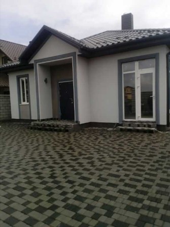 Сучасний будинок 125 кв.м. з ремонтом та меблями, с.Фонтанка. 140 000$ - фото 1