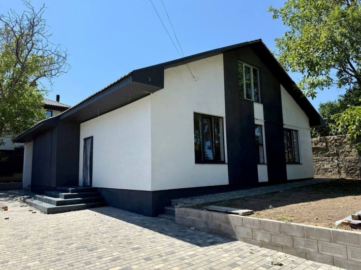 Продам новый дом в Усатово - фото 1