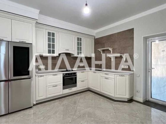 Дом с хорошим ремонтом в Совиньоне(6 сот, 300 кв.м) Лиманка