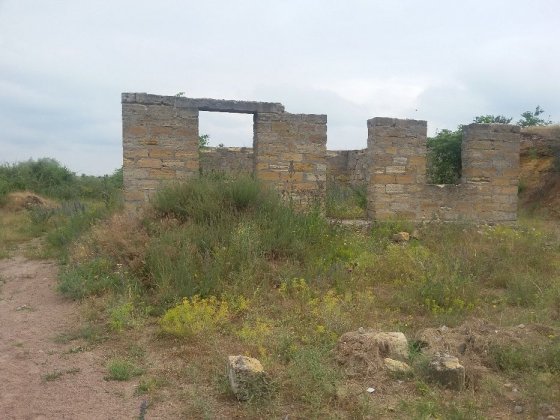 Срочно продам 18 с. земли с недостроем в с. Нерубайское 11т.у.е. Нерубайское