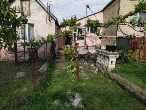 СРОЧНО продам каменный, добротный дом. Весь пакет документов. Подільськ