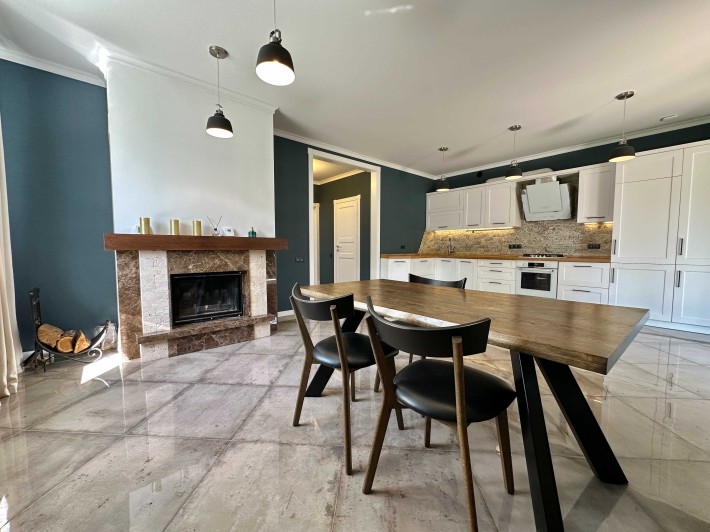 Будинок з ремонтом, технікою. Газ є, камін. 3.3 сотки. ДЕРЖПРОГРАМИ - фото 1