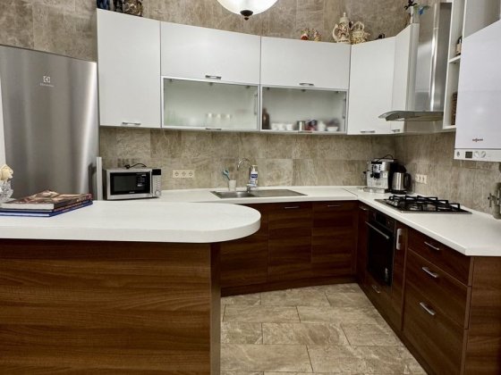 Дом на первой линии моря, Каролино-Бугаз, с ремонтом