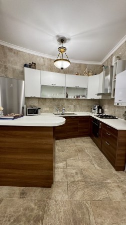 Дом на первой линии моря, Каролино-Бугаз, с ремонтом - фото 1