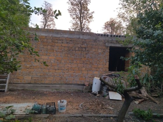 Продам недостроенный дом с участком на Кривой балке Усатово