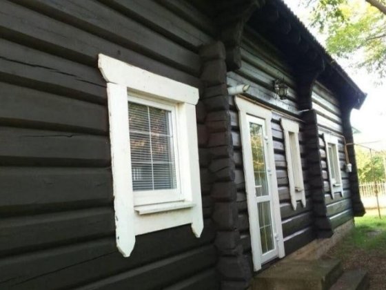 Продам красивый и качественный дом-сруб в центре г.Беляевка. Беляевка