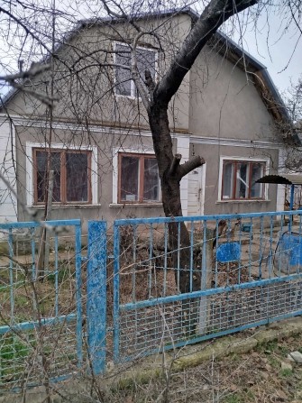 продам добротный, капитальный  дом в  Молодежном (Черноморск) - фото 1
